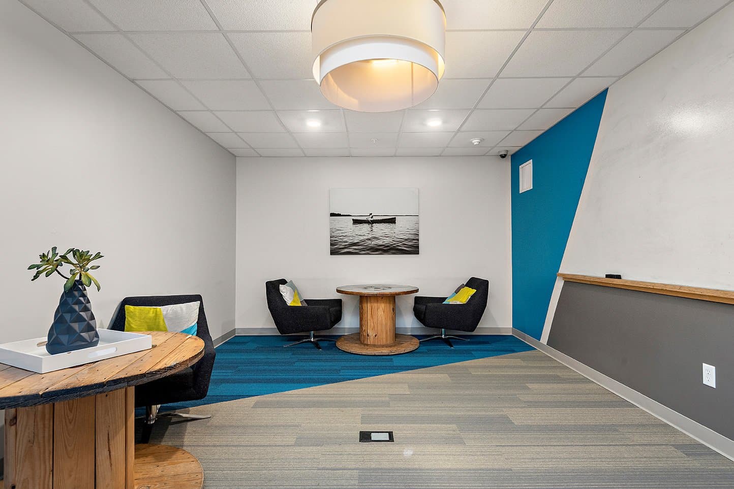 Business-Center-01-Radius-at-15th-Minneapolis-MN-5