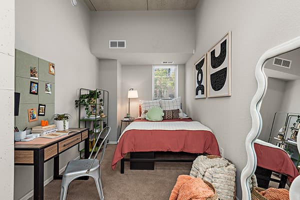 Model-Bedroom-02-Radius-at-15th-MN