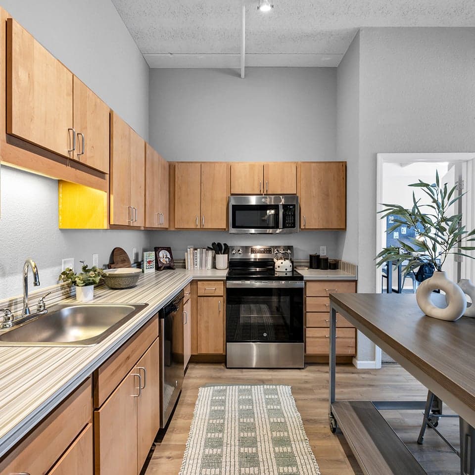 Radius-at-15th—Model—Kitchen-(3)